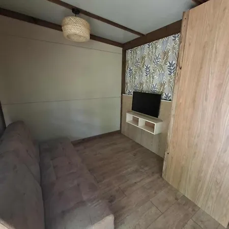 Au Bois Tranquille Dağ evi *